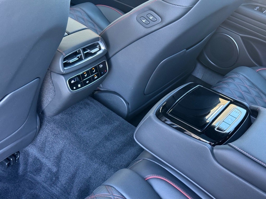 2024 Genesis G80 2.5T