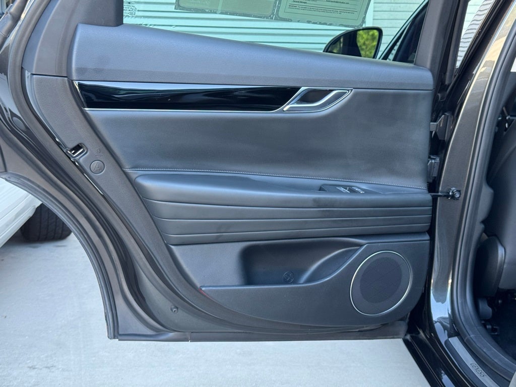 2022 Genesis G80 2.5T