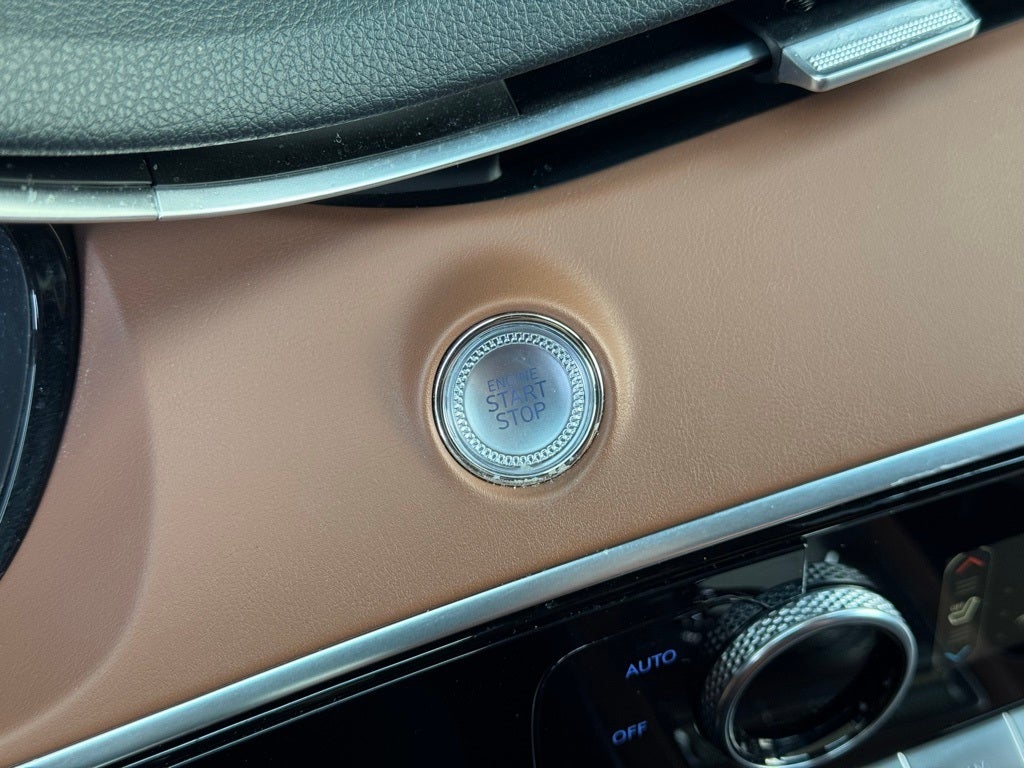 2022 Genesis GV70 2.5T