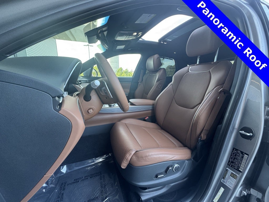 2022 Genesis GV70 2.5T