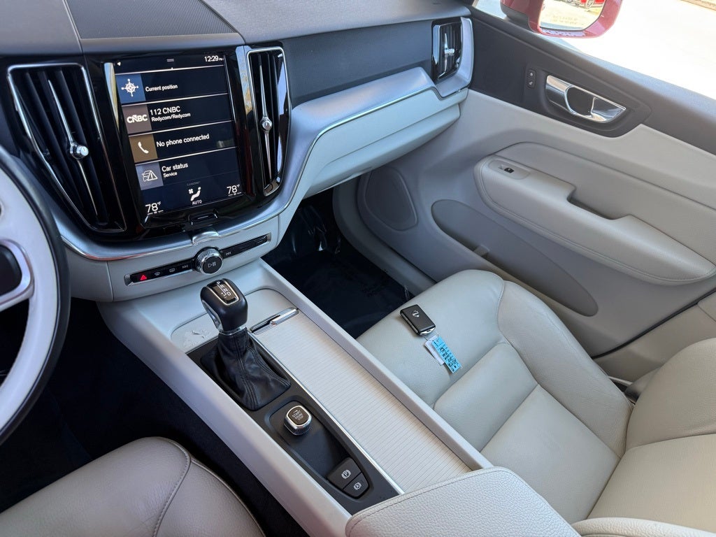 2018 Volvo XC60 T5 Momentum