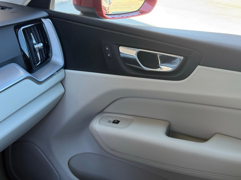 2018 Volvo XC60 T5 Momentum