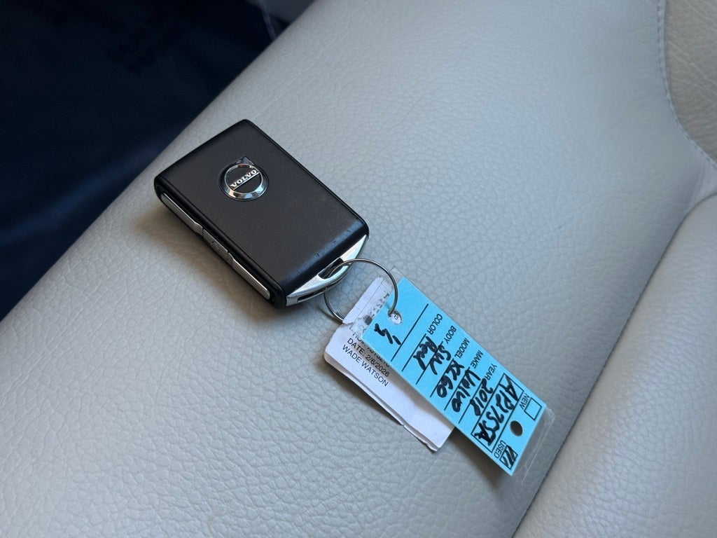 2018 Volvo XC60 T5 Momentum