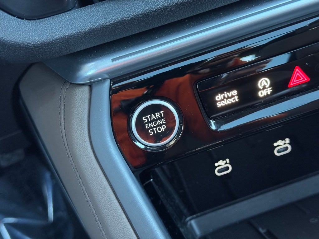 2025 Audi Q5 2.0T Premium Plus quattro