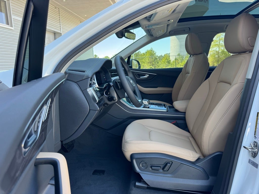 2025 Audi Q7 55 Premium quattro