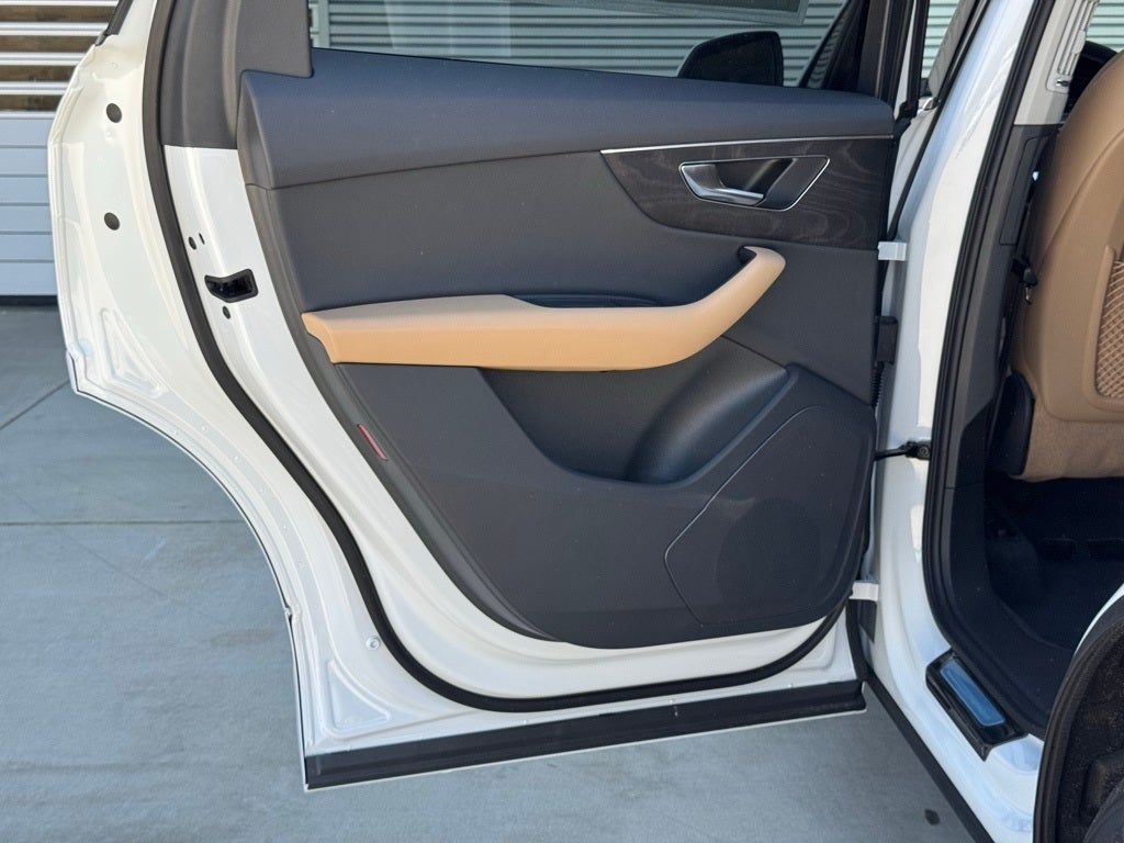 2025 Audi Q7 55 Premium quattro