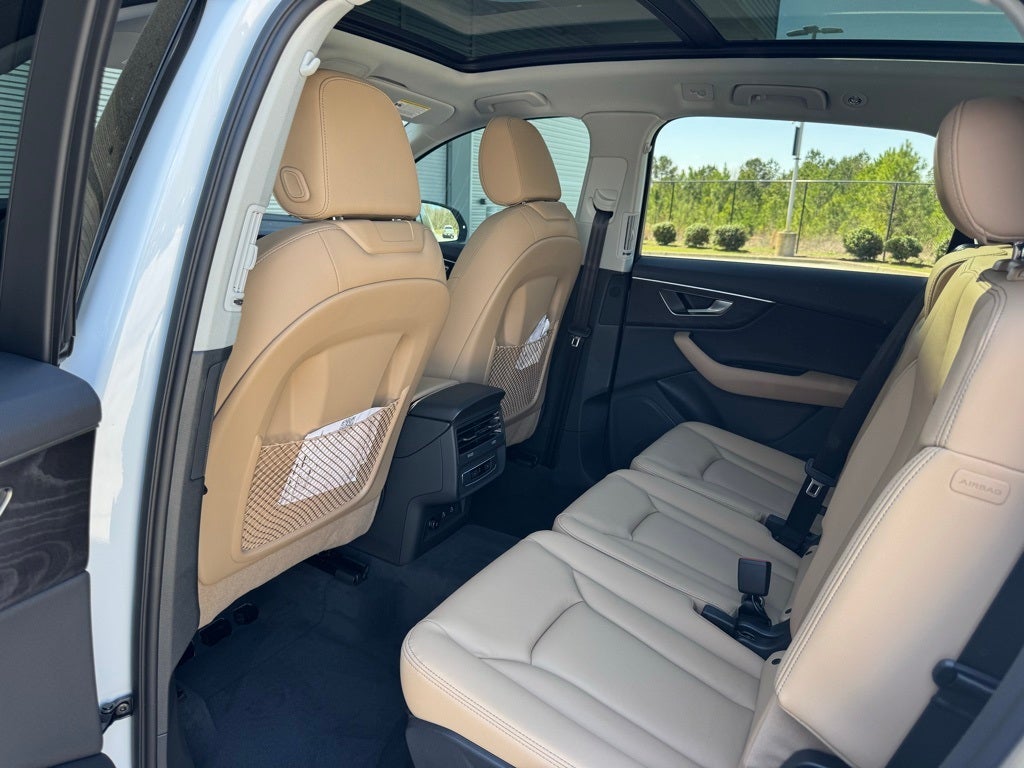 2025 Audi Q7 55 Premium quattro