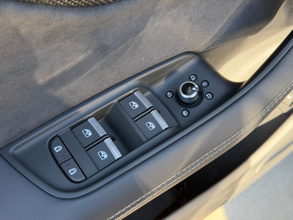 2024 Audi SQ7 Premium Plus quattro