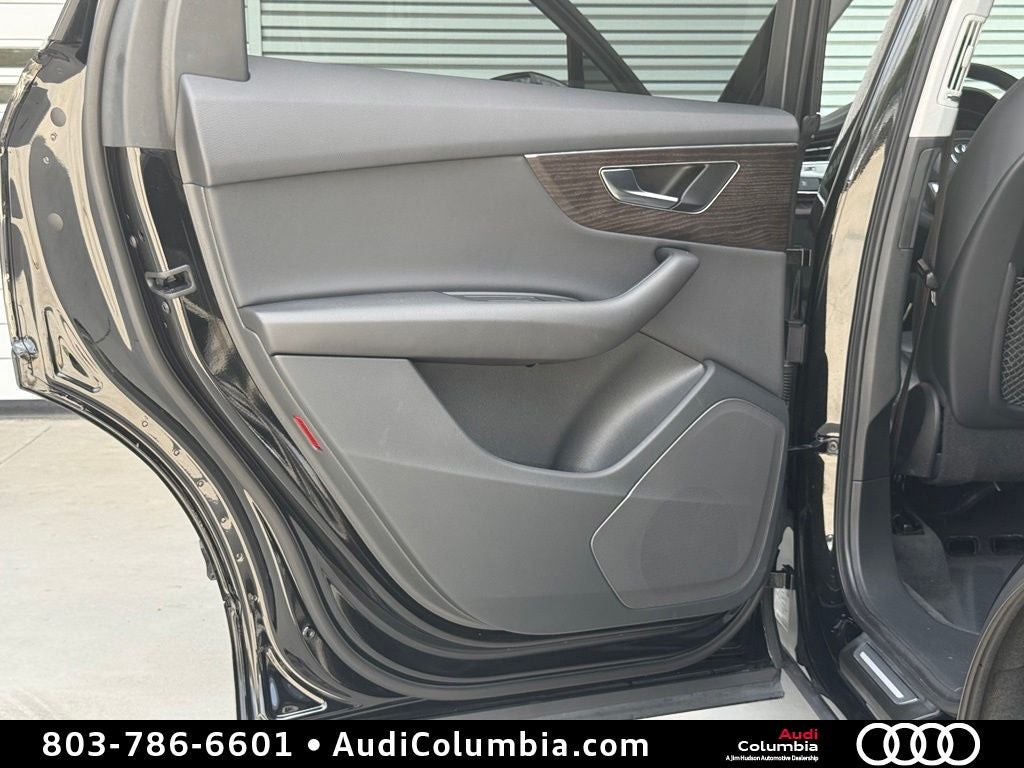 2023 Audi Q7 55 Premium quattro