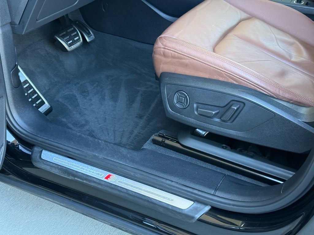 2020 Audi Q3 Premium S line quattro