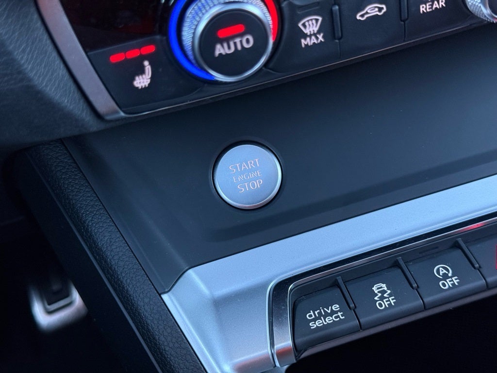 2020 Audi Q3 Premium S line quattro