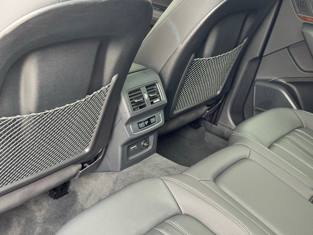 2023 Audi Q5 45 S line Premium quattro