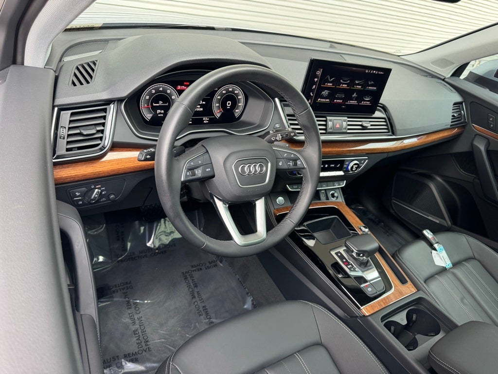 2023 Audi Q5 45 S line Premium quattro