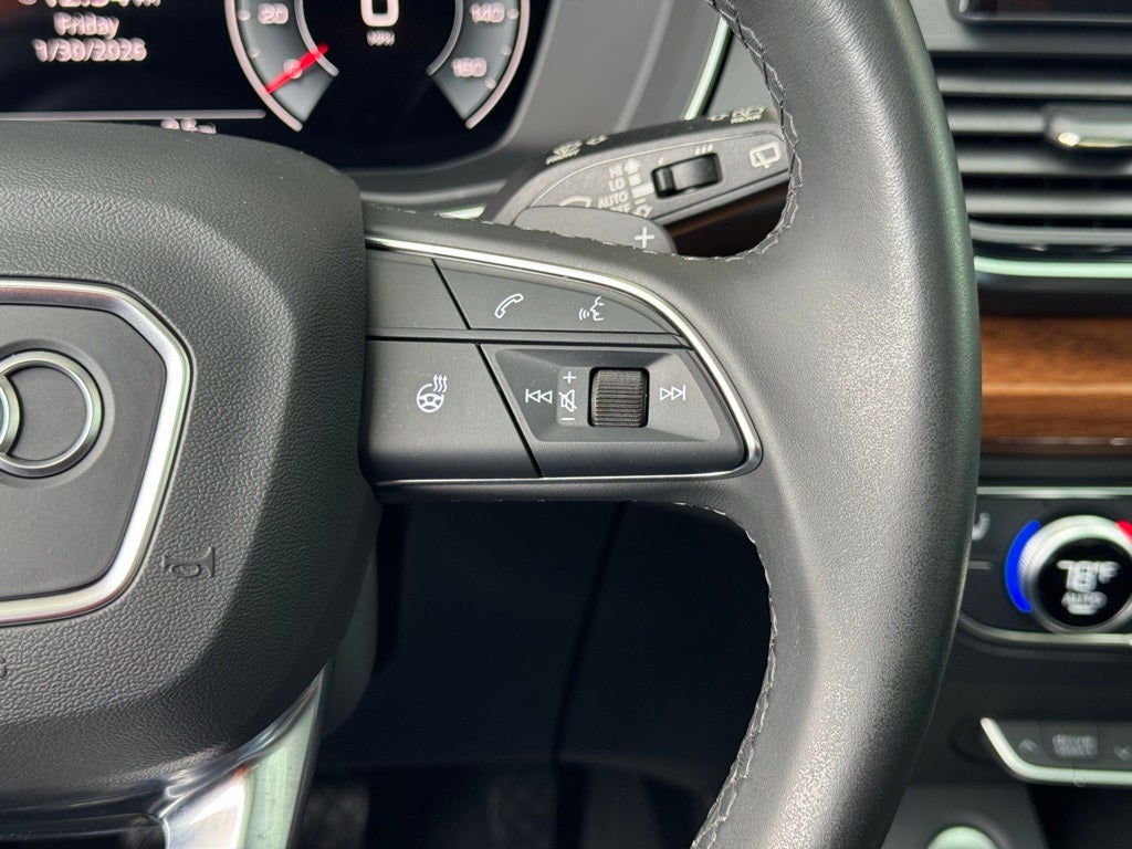 2023 Audi Q5 45 S line Premium quattro