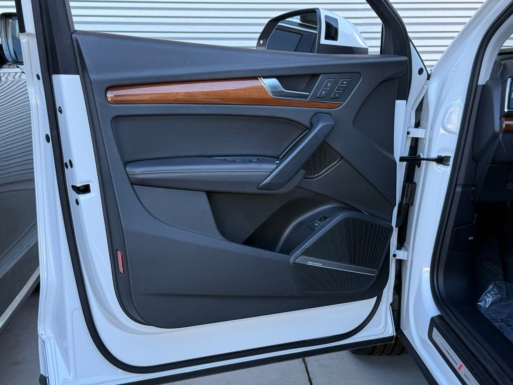 2022 Audi Q5 45 S line Premium quattro