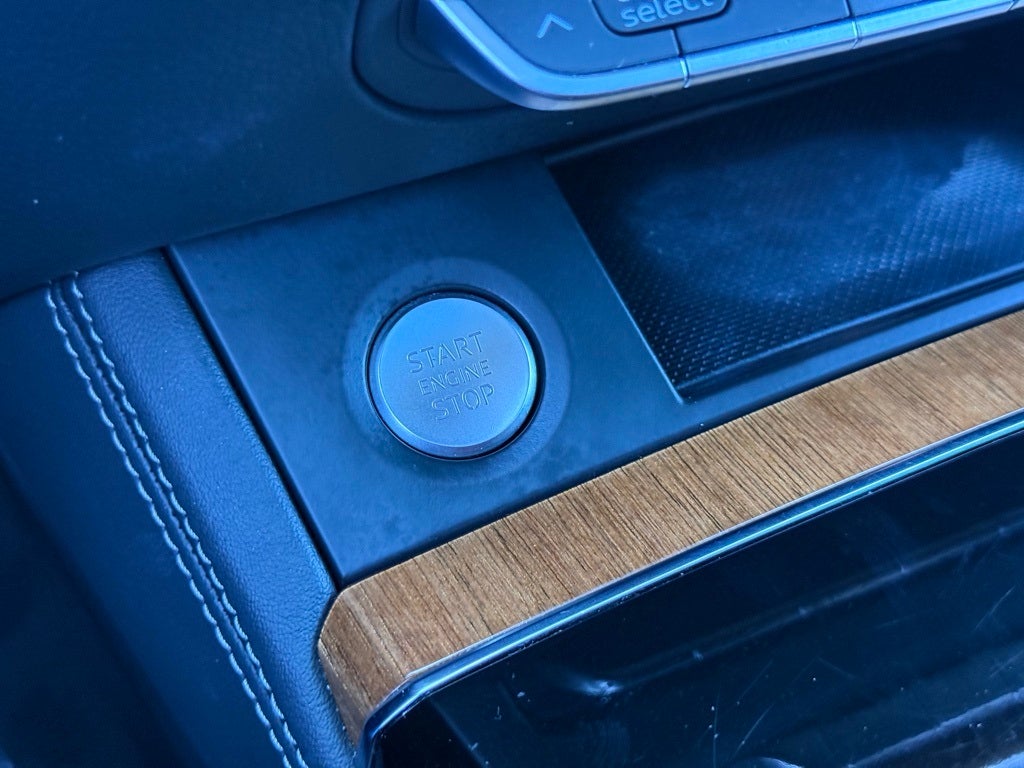 2022 Audi Q5 45 S line Premium quattro