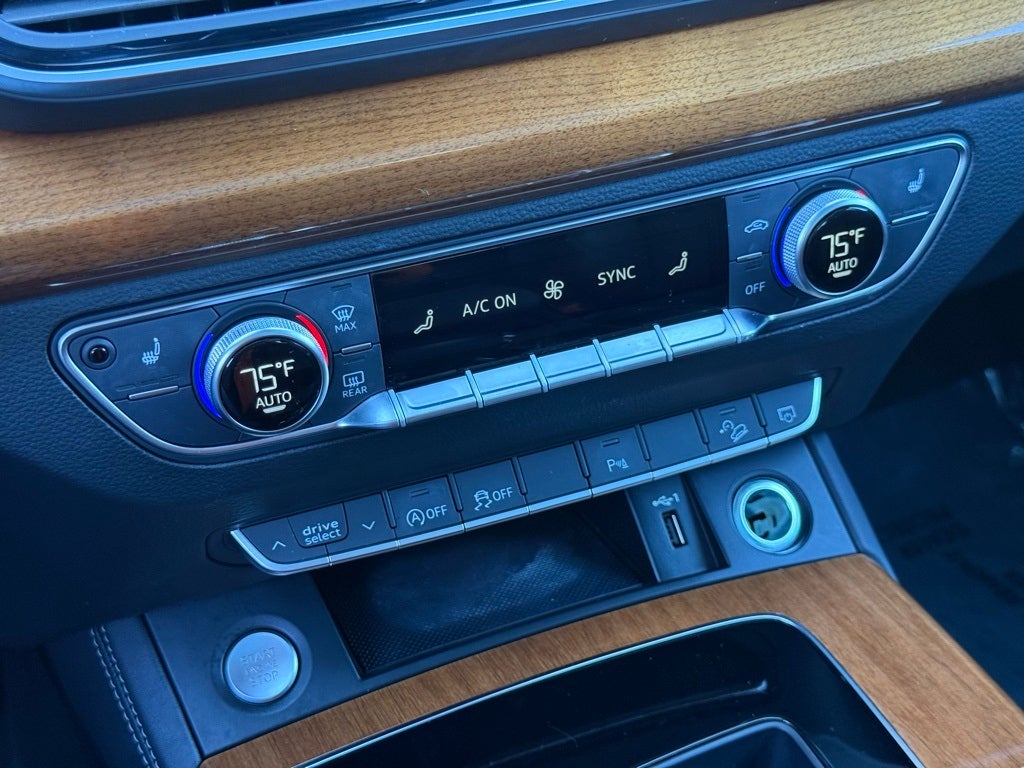 2022 Audi Q5 45 S line Premium quattro