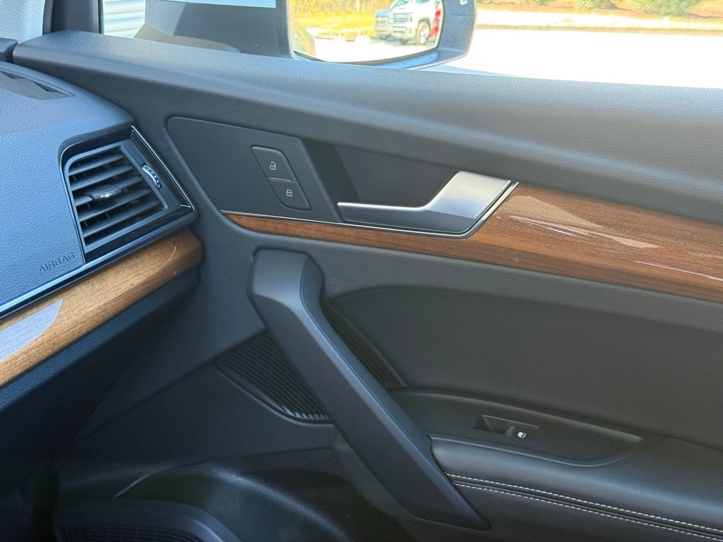 2022 Audi Q5 45 S line Premium quattro