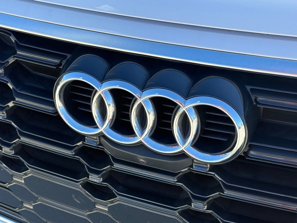 2022 Audi Q5 45 S line Premium quattro