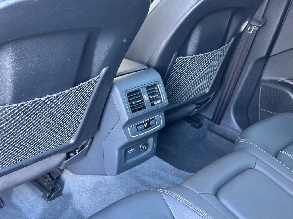 2023 Audi Q5 45 S line Premium quattro