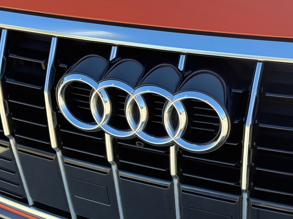 2020 Audi Q3 Premium Plus S line quattro