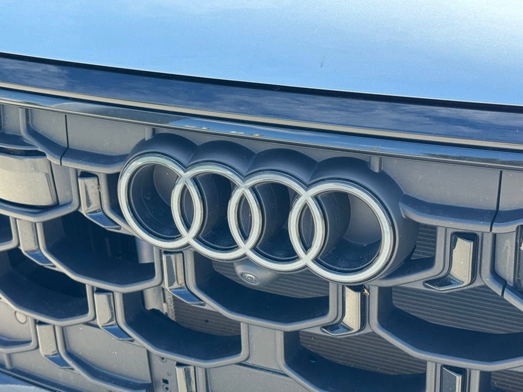 2025 Audi Q8 55 Premium Plus quattro