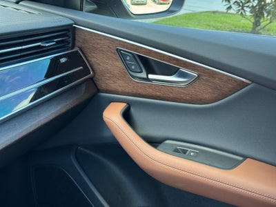 2025 Audi Q8 55 Premium Plus quattro