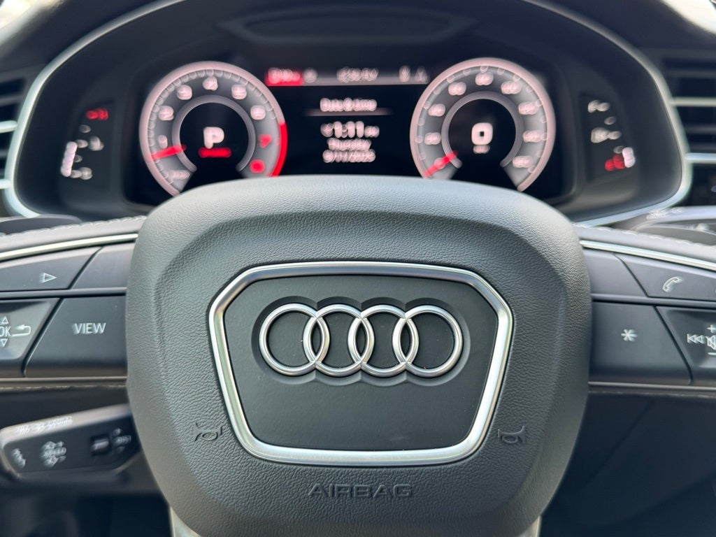 2025 Audi Q8 55 Premium Plus quattro