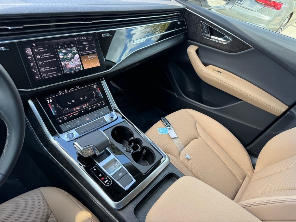 2025 Audi Q8 55 Premium Plus quattro