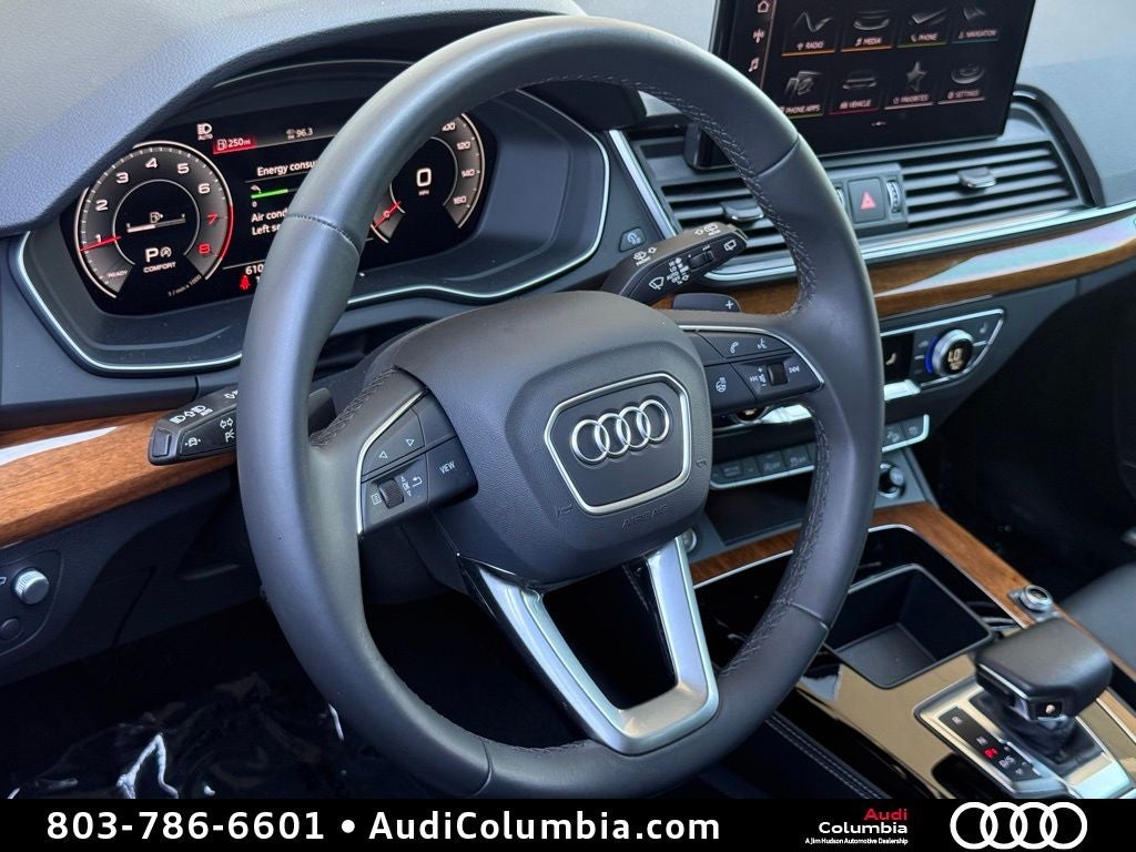 2023 Audi Q5 45 S line Prestige quattro