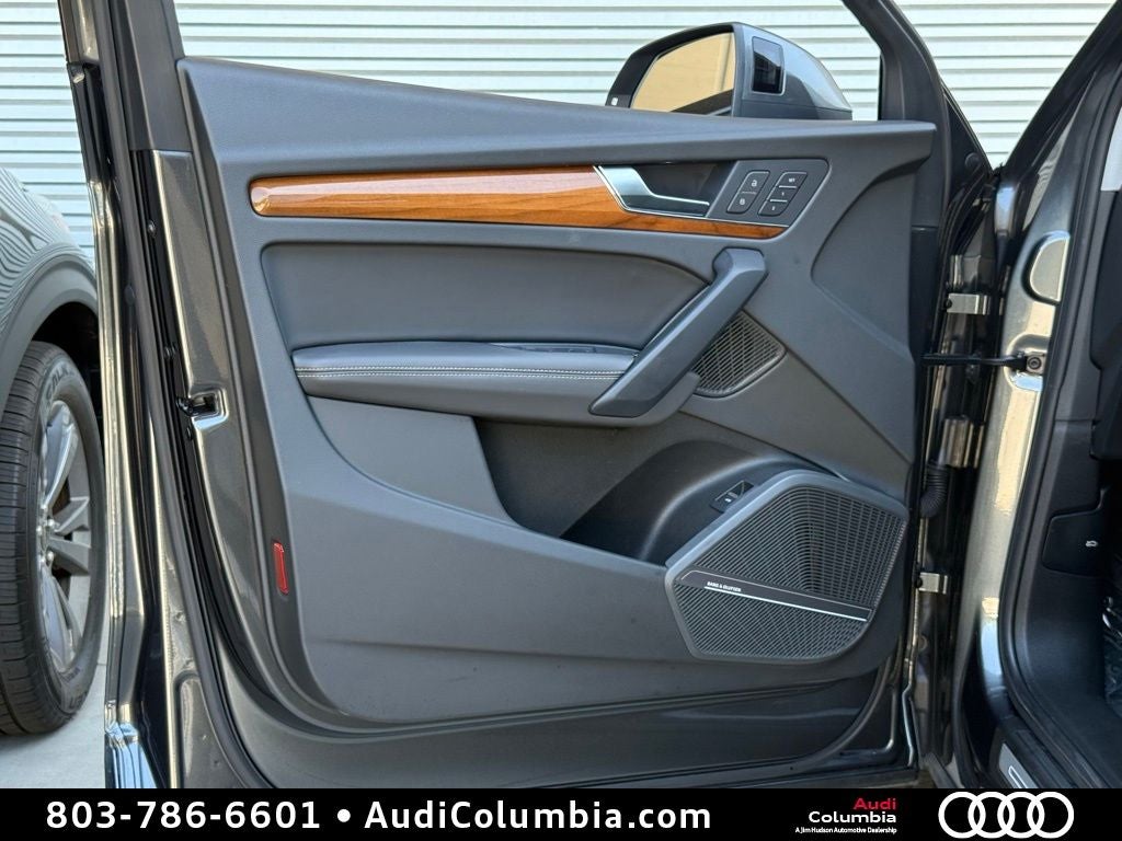2023 Audi Q5 45 S line Prestige quattro
