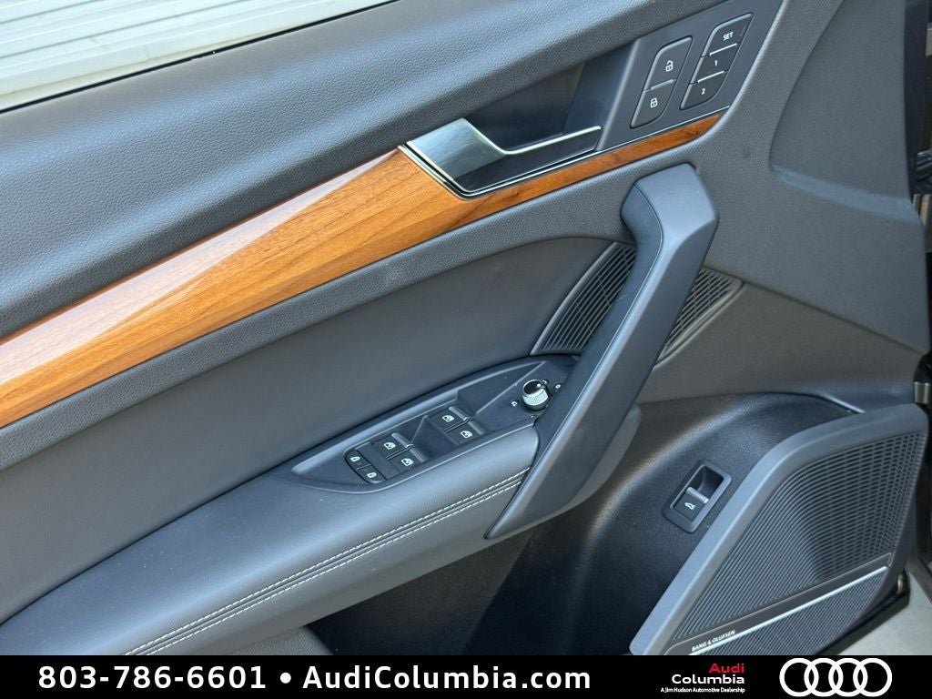 2023 Audi Q5 45 S line Prestige quattro