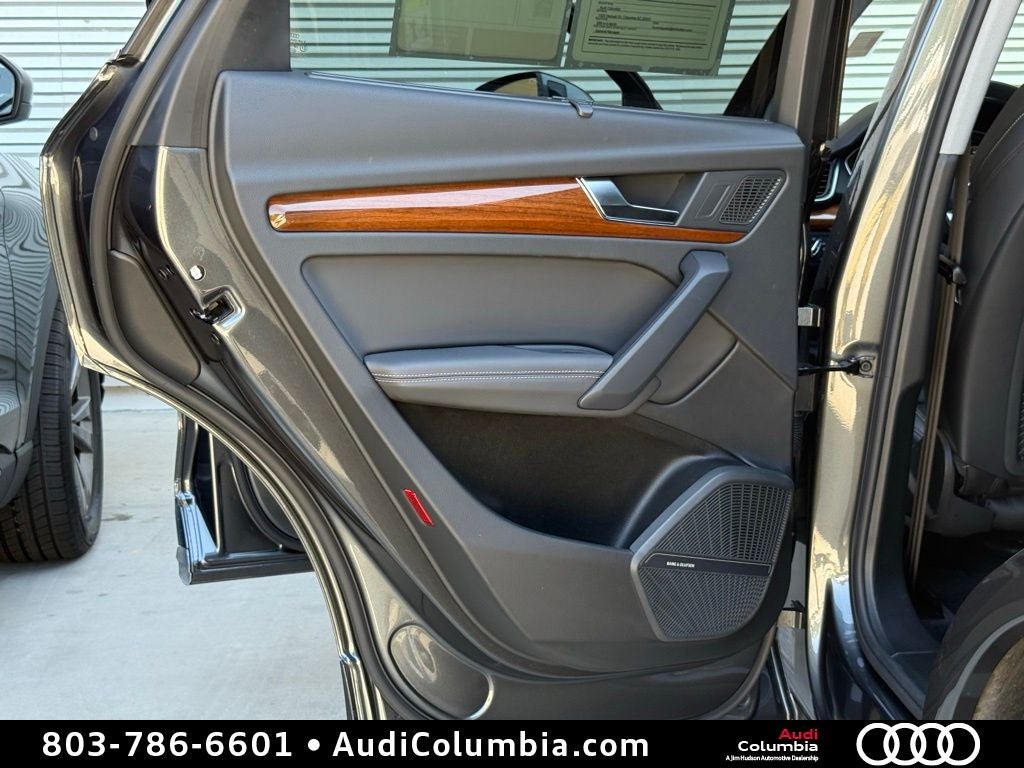 2023 Audi Q5 45 S line Prestige quattro