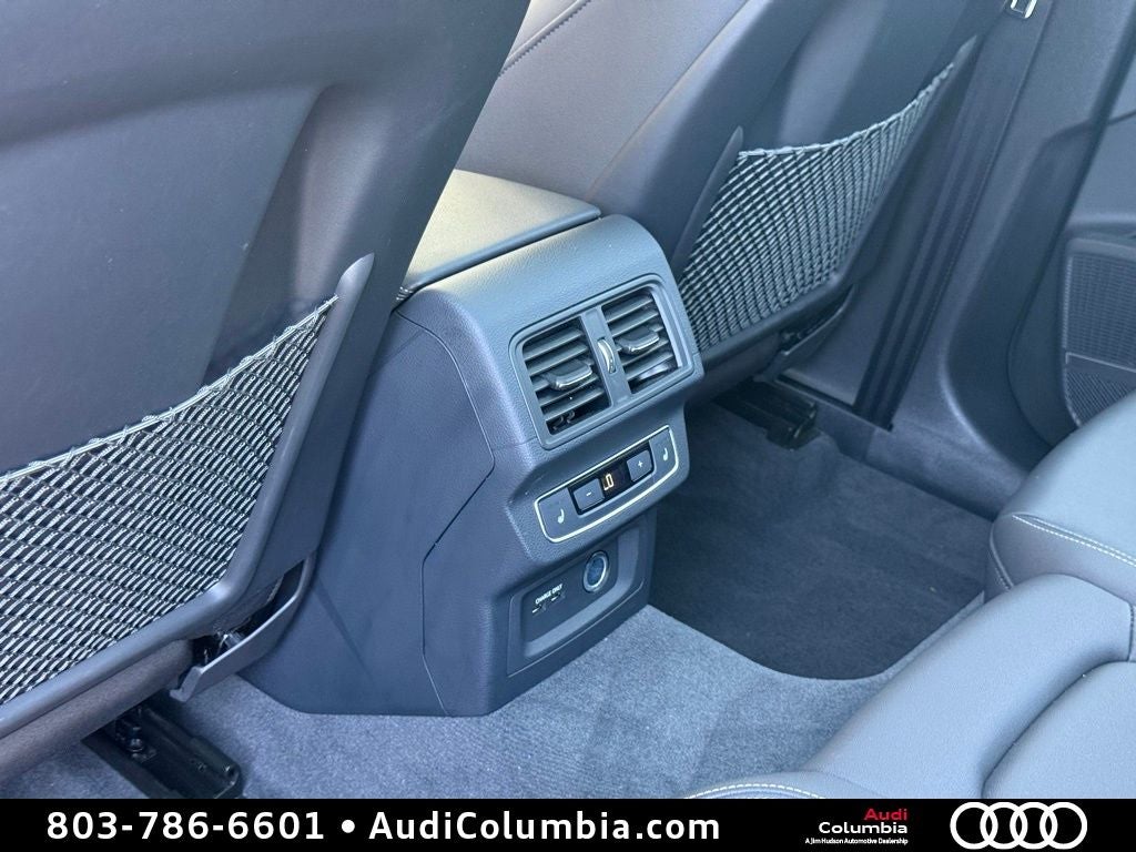 2023 Audi Q5 45 S line Prestige quattro