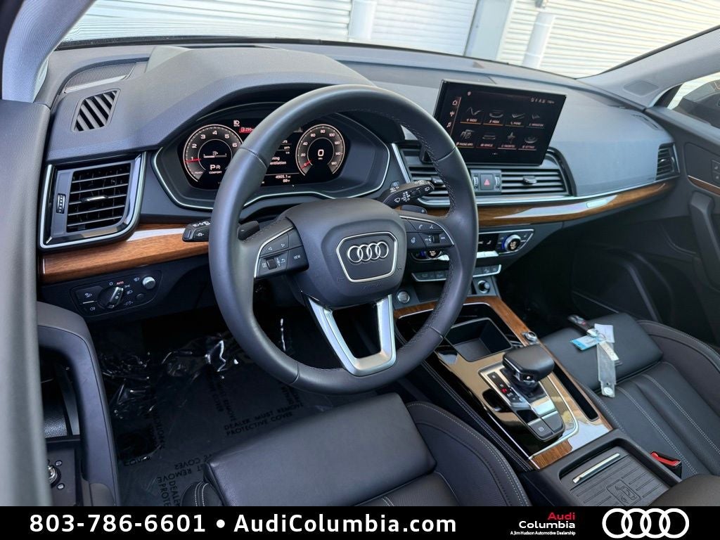 2023 Audi Q5 45 S line Prestige quattro