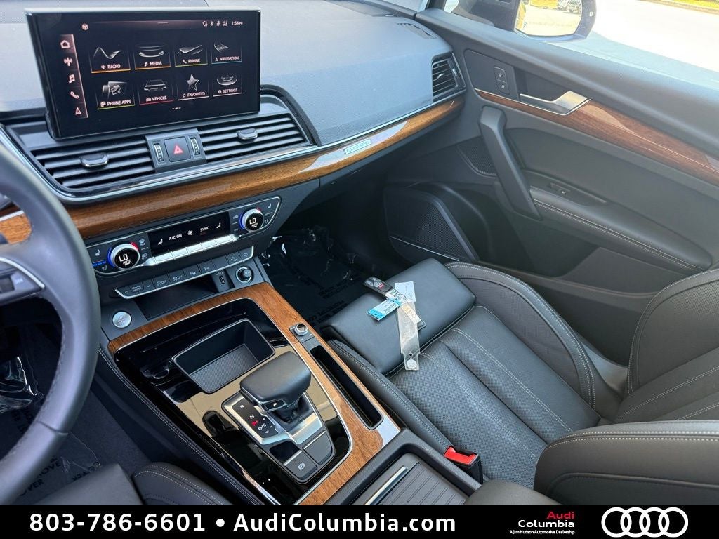 2023 Audi Q5 45 S line Prestige quattro