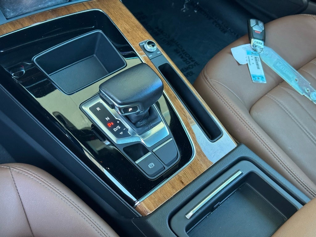 2022 Audi Q5 45 S line Premium quattro