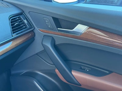 2022 Audi Q5 45 S line Premium quattro