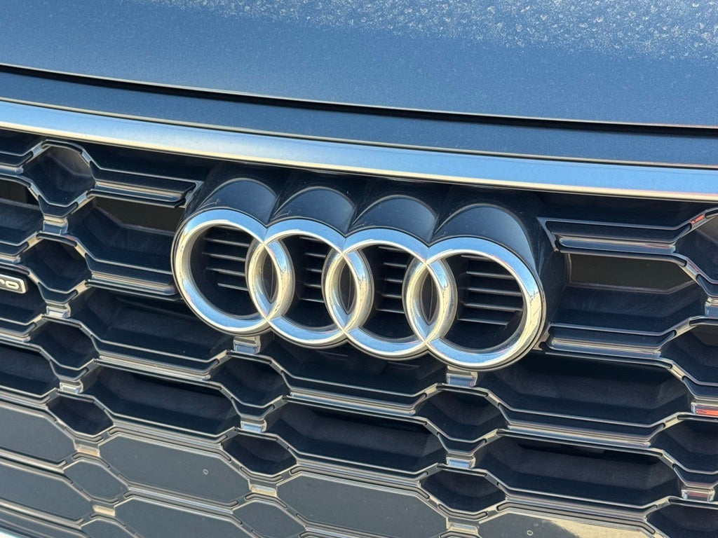 2022 Audi Q5 45 S line Premium quattro