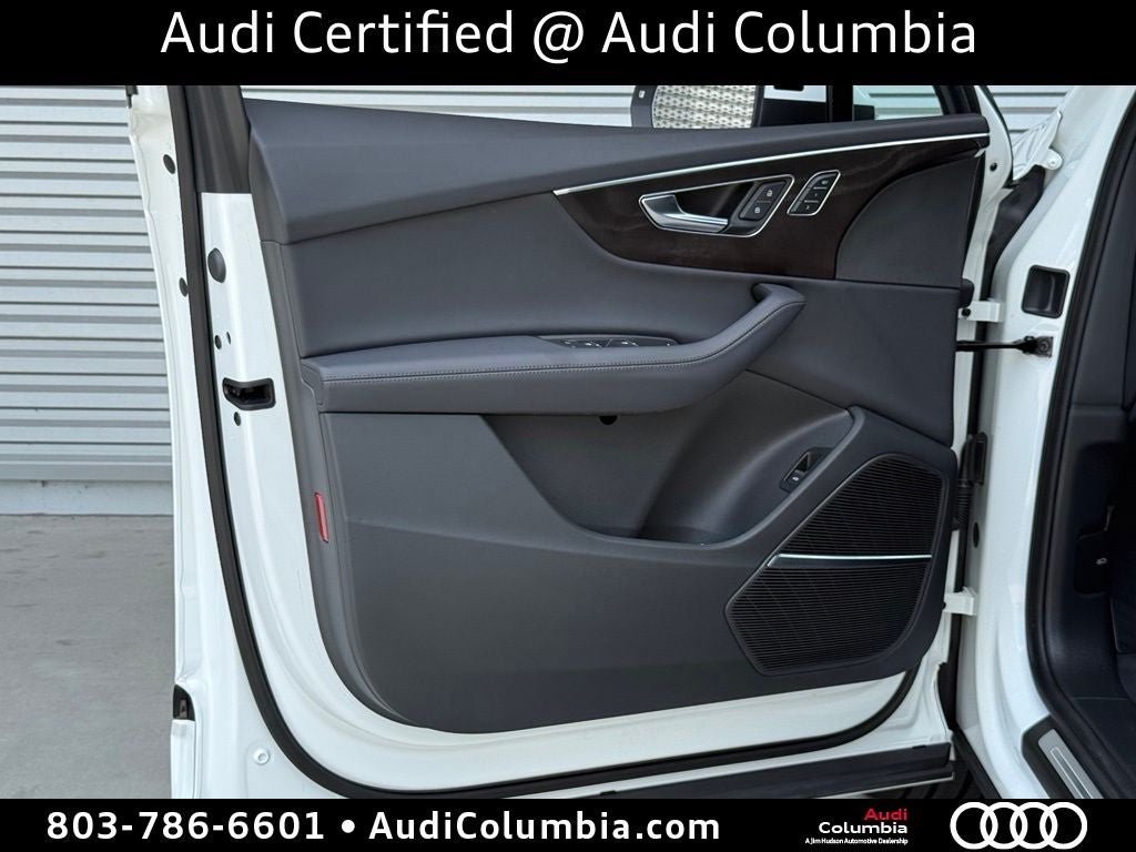2023 Audi Q7 45 Premium Plus quattro