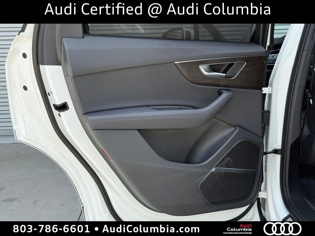 2023 Audi Q7 45 Premium Plus quattro