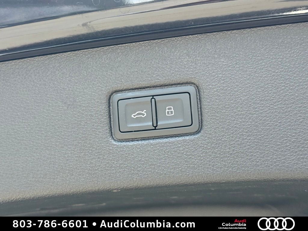 2021 Audi Q7 55 Premium Plus quattro