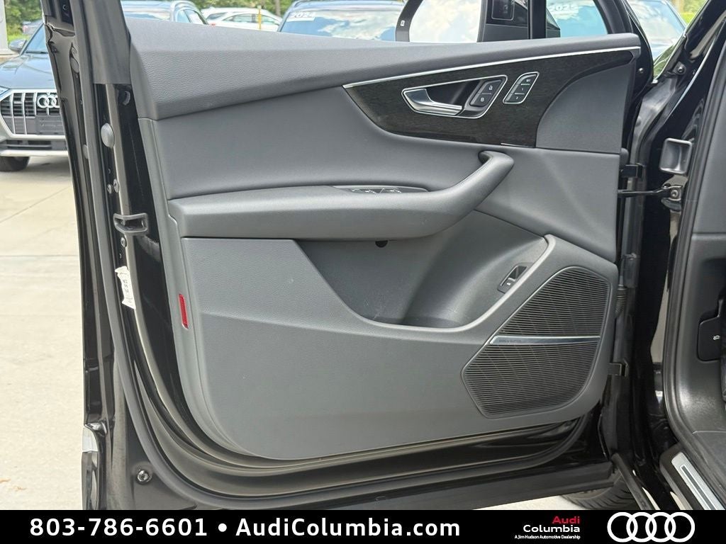 2021 Audi Q7 55 Premium Plus quattro