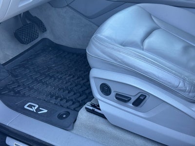 2024 Audi Q7 55 Premium Plus quattro