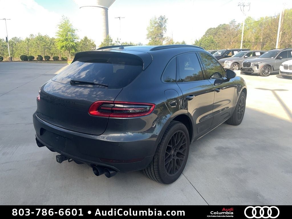 2018 Porsche Macan Turbo