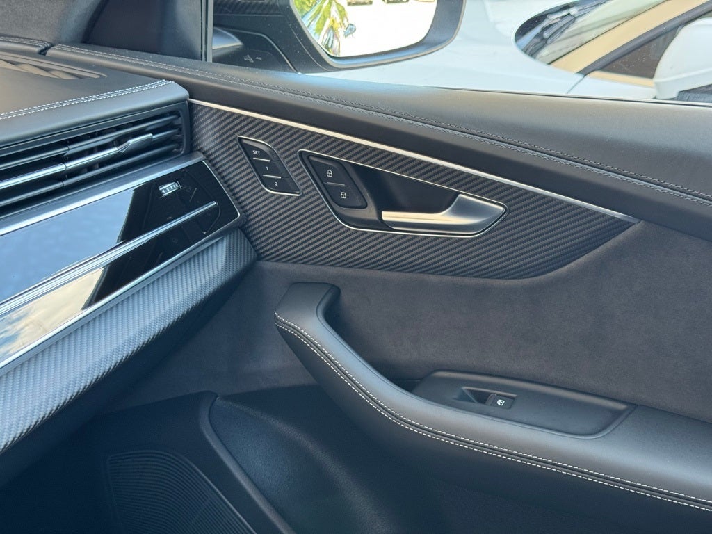 2024 Audi RS Q8 4.0T quattro