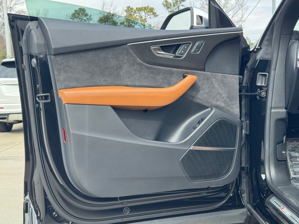 2022 Audi RS Q8 4.0T quattro