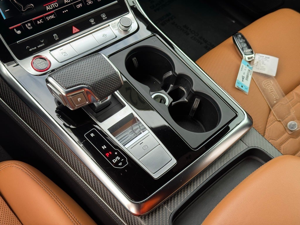 2022 Audi RS Q8 4.0T quattro