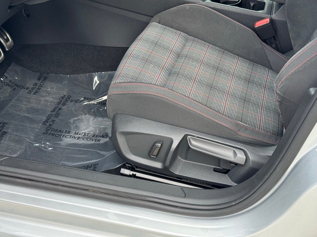 2022 Volkswagen Golf GTI 2.0T S