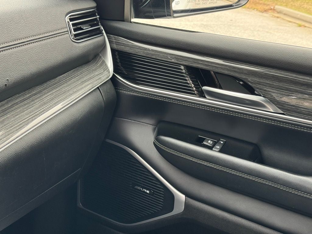 2022 Jeep Wagoneer Series II